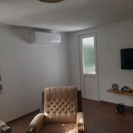 Appartement Hasan's - House - Vikendica - Kuca Za Odmor - *